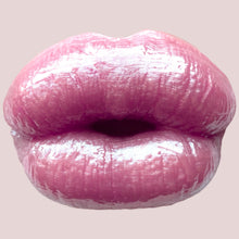 Load image into Gallery viewer, Snowy (color changing)